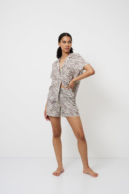 Женская пижама с шортами Aruelle Manuela pajama short анималистический принт Manuela pajama short фото