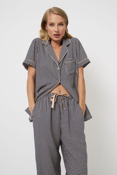 Пижама женская рубашка с брюками Aruelle Isolda pajama long  геометрический принт Isolda pajama long фото