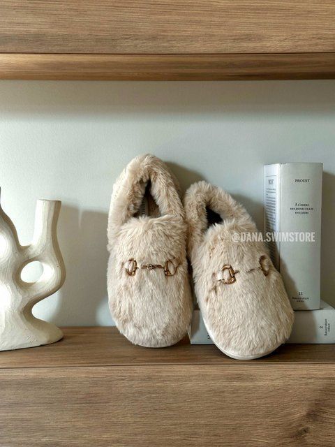 Жіночі домашні капці Serene slippers Aruelle  бежеві Serene slippers фото